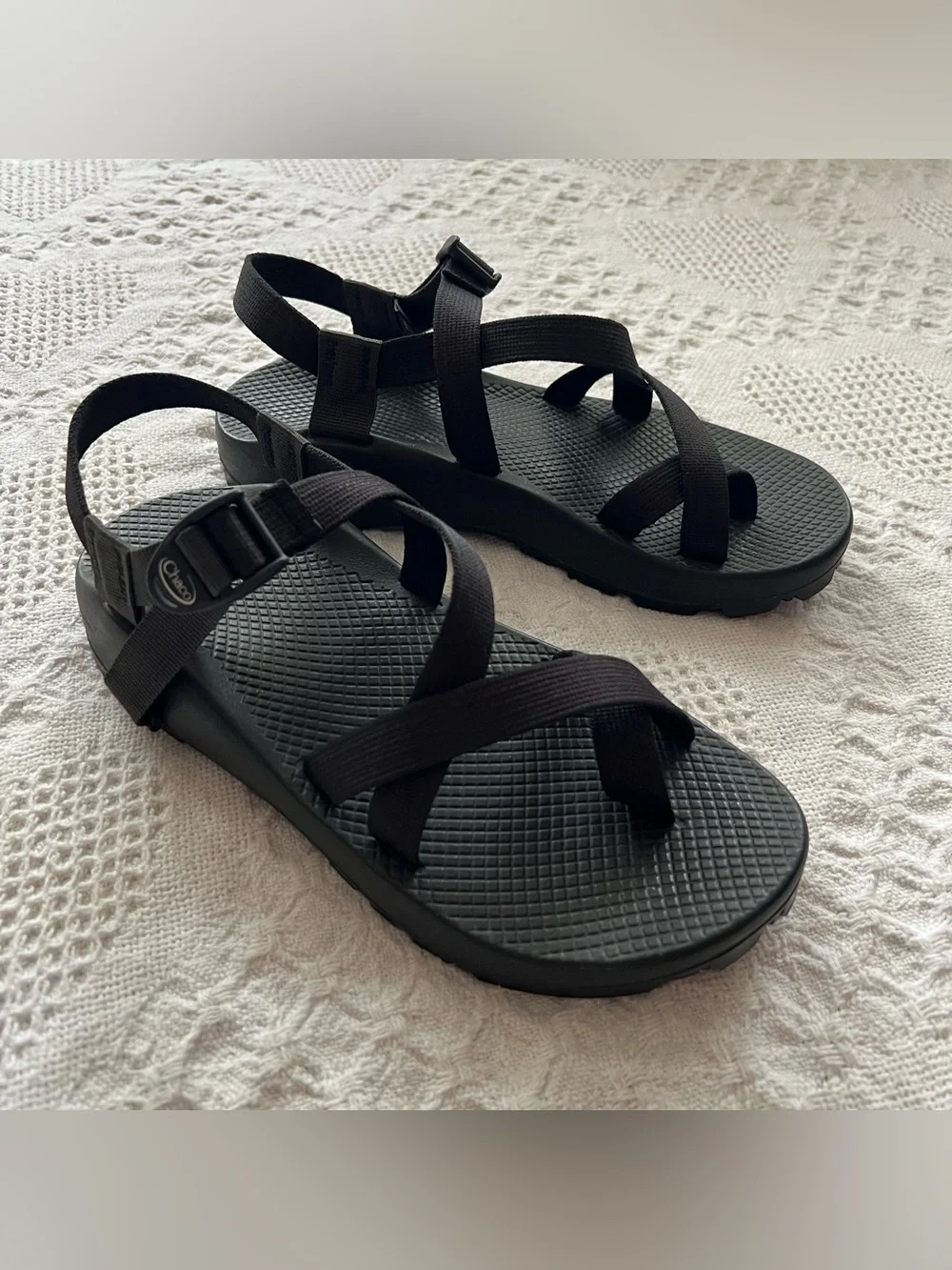Chaco Men's Z/2 Adjustable Strap Classic Sandal Black Outdoor Adventure Size 10